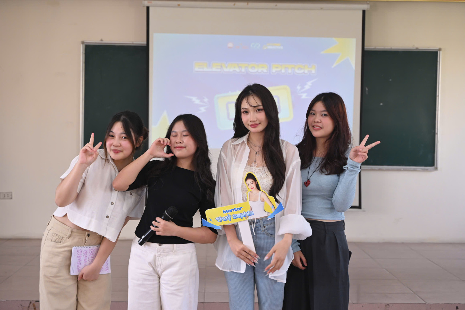 z7110863248731 43384bff91e3d0487141146c14a3075d