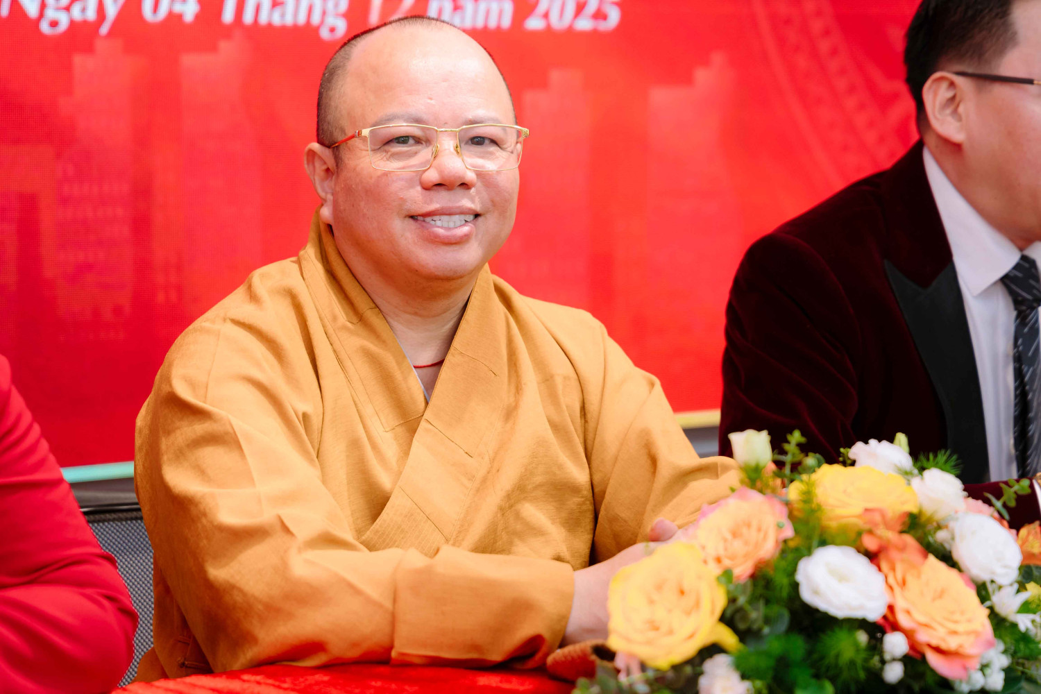 Thuong toa Thich Thanh Cuong Chu tich Hoi dong Co van VNV trao doi voi bao chi ve goc nhin thien nguyen va vai tro co van cua Hoi dong