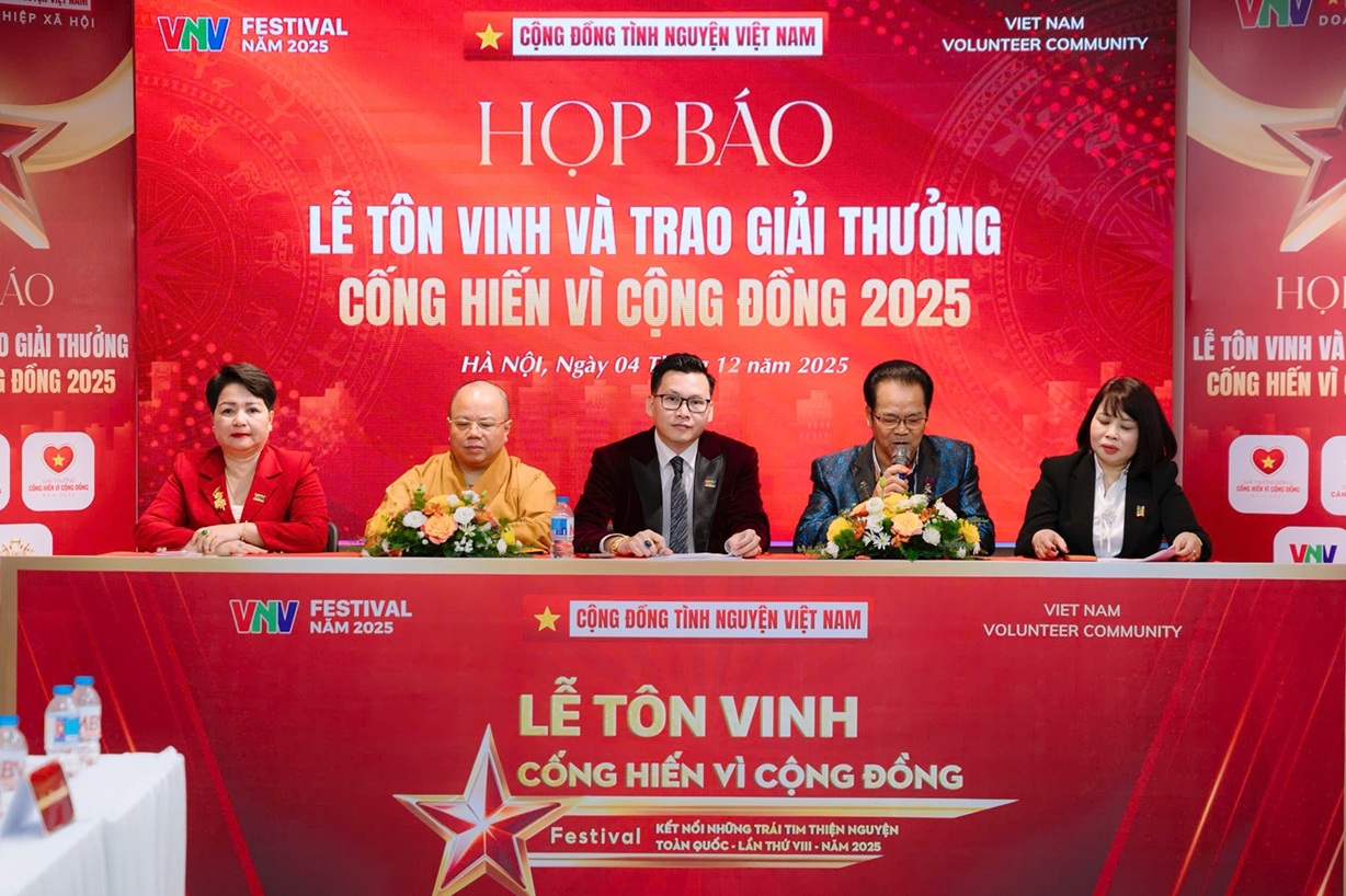 Ảnh 4: Ba năm đồng hành không chỉ là một cột mốc thời gian, mà là hành trình lan tỏa giá trị nhân văn bằng sự hiện diện bền bỉ và chân thành.