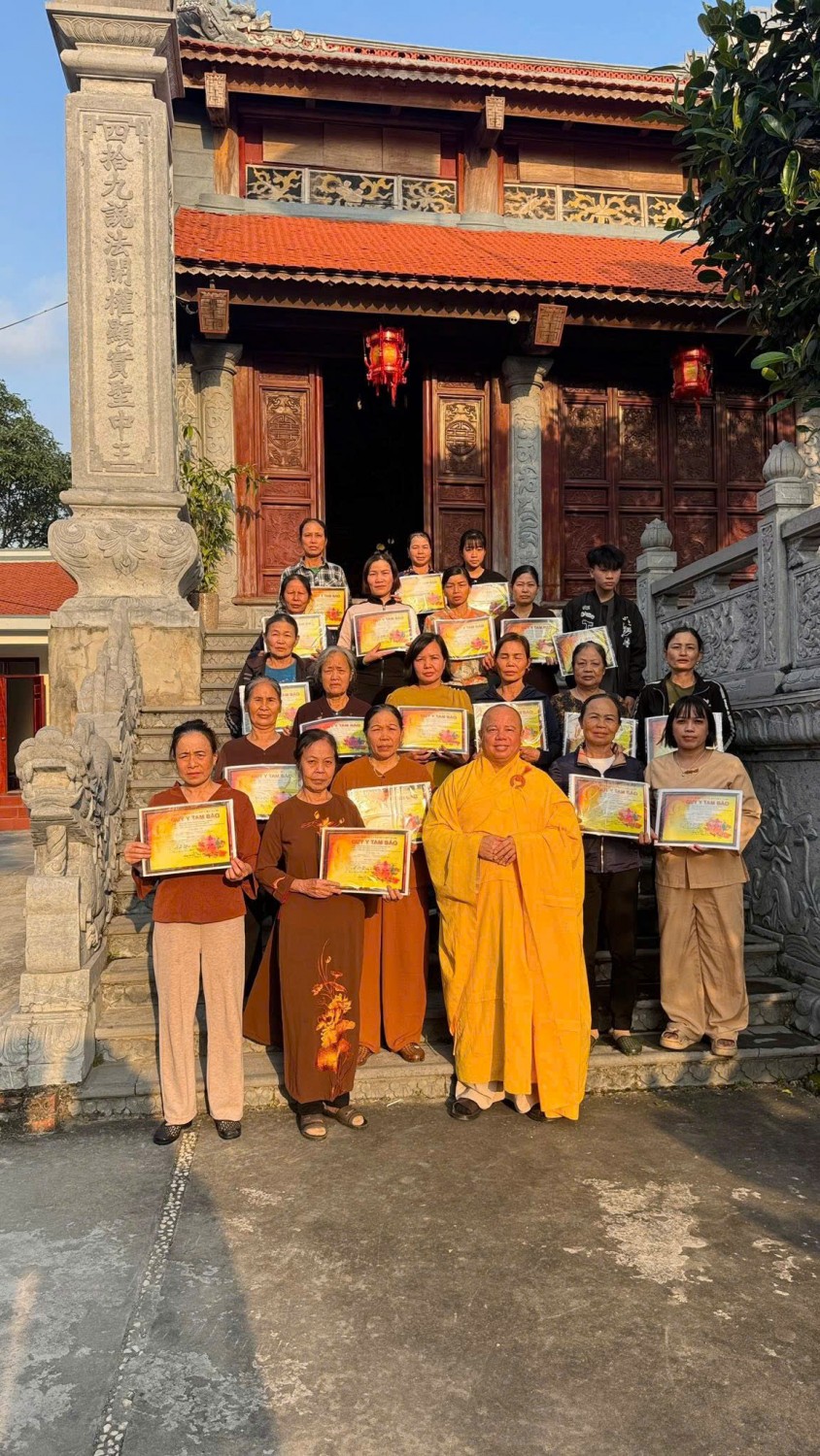Ảnh 3: Thượng tá Thích Thanh Cường tại Chùa Cương Xá tổ chức lễ Quy Y Tam Bảo ( Ảnh NVCC ).
